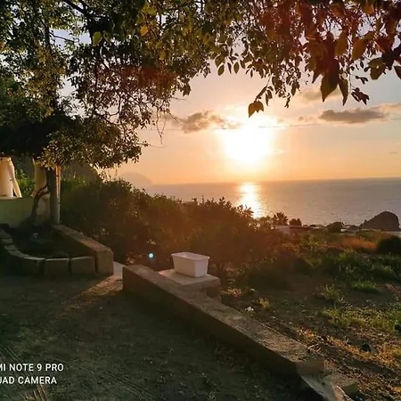 Semesterbostad Lino E Iolanda Pollara